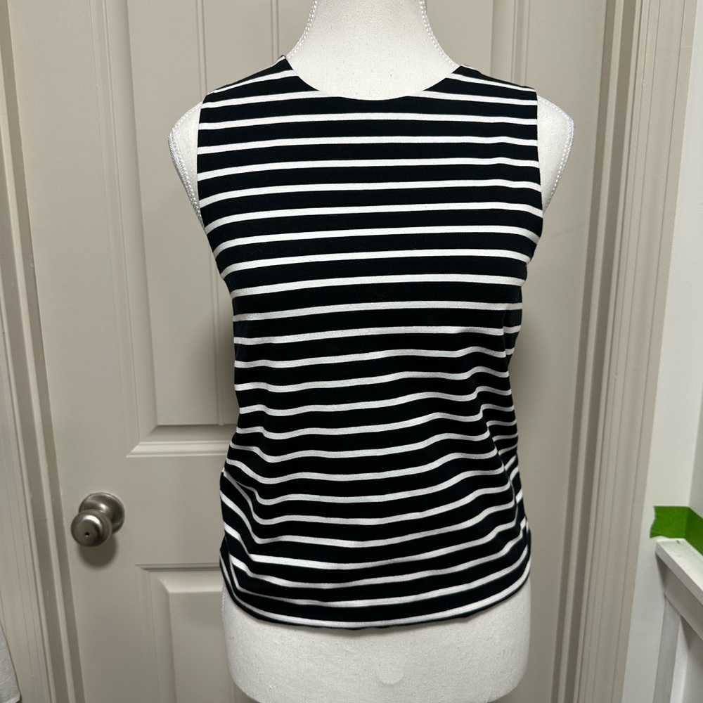 Women's Black & White Striped Sleeveless Top